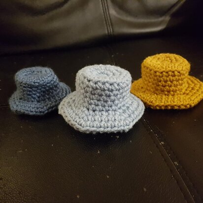 Top hat for amigurumi