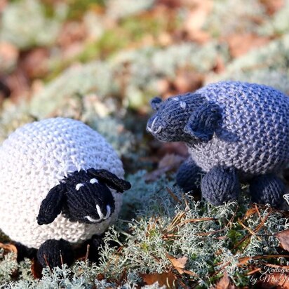 Valentina the sheep - knitting pattern