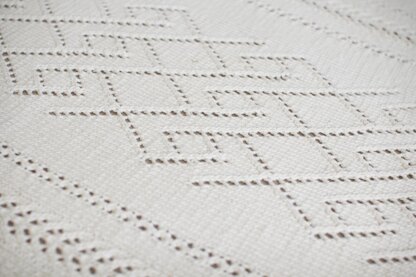 Heirloom Diamond Lace Baby Blanket