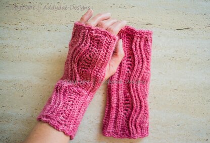 Brindabella Mitts (UK & US terms)