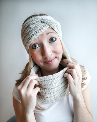 Crochet headband - The Solmu