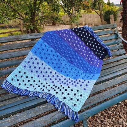 Little Bobble Blue Blanket