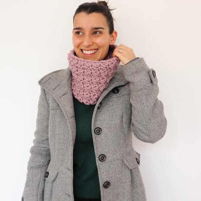 Easy Textured Cowl