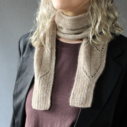 Pinecone Scarf