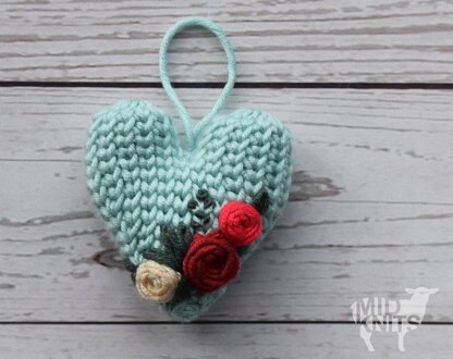 Embroider My Heart Ornament (2018006)