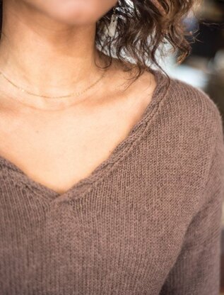 Daraja Pullover in Berroco Quechua - 389-2 PDF