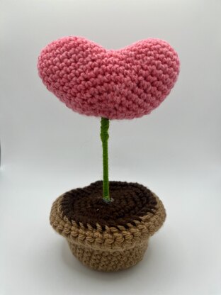 Heart Bloom the Comfort Plant – Crochet Pattern