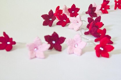 Amigurumi Flower Fairy Light Garland