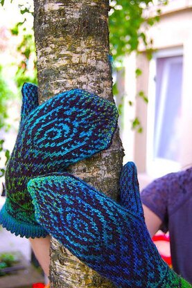 Peacock Feather Mittens