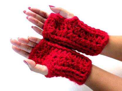 Ribbed fingerless mittens