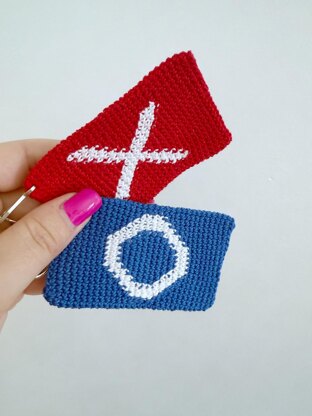 Red X Blue O keychain Squid Game inspired