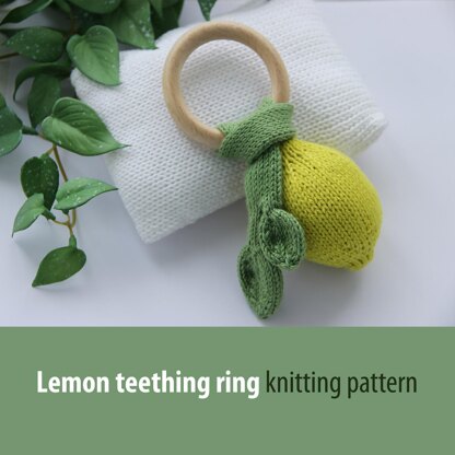 Knitted lemon rattle