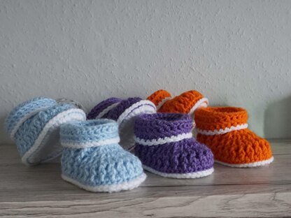Crochet Pattern for sweet Baby Booties!
