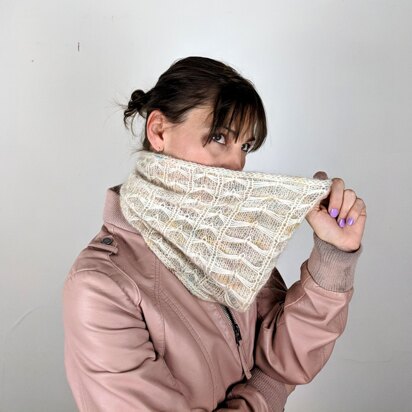 Sweet Vicious Cowl