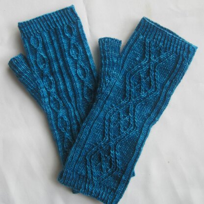 Ogunquuit Fingerless Mitts