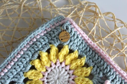 Granny Square Clutch