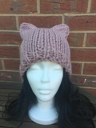 Chunky Cat Hat Knitting Pattern.