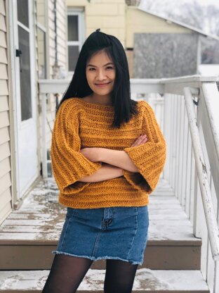 Pullover Sweater with 3/4 sleeves