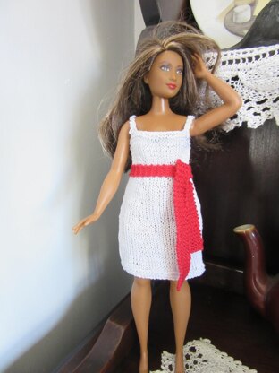 1:12th and 1:6th scale Ladies Christmas dress