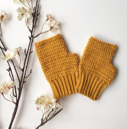 Honeysuckle Herringbone Mittens