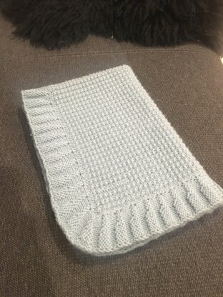 Premmie knitting club baby blanket