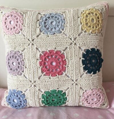 2019 Granny Square Day Pillow