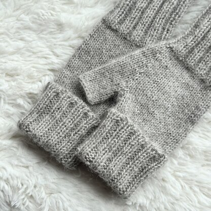 Warm and Fluffy Fingerless Mitts