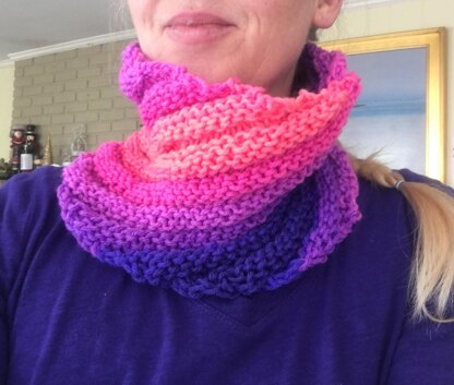 Sunset Spiral Cowl