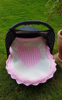 Carseat blanket with heart