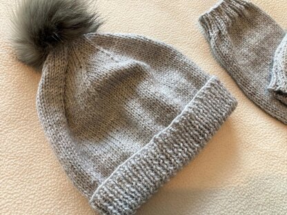 Simple Hat & Wrist Warmers