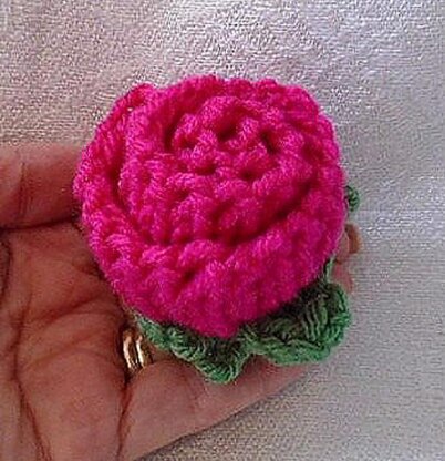 854 knitted rose