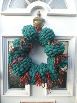 "Brussel Sprout"  Easy Knit X Mas Wreath