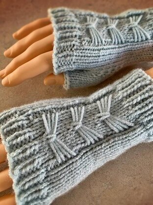 Arm Warmers or Mitts with BOWS