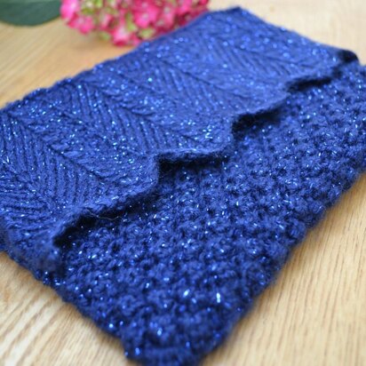 Blueberry Clutch Bag - knitting pattern