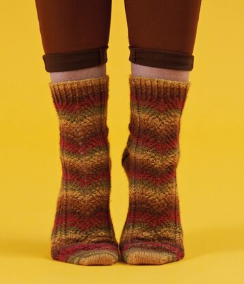 Falling Hues Socks in West Yorkshire Spinners Signature 4Ply - DBP0145 - Downloadable PDF