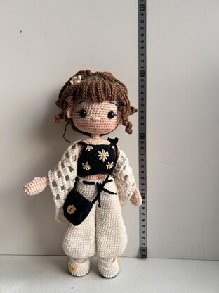 MAYA doll
