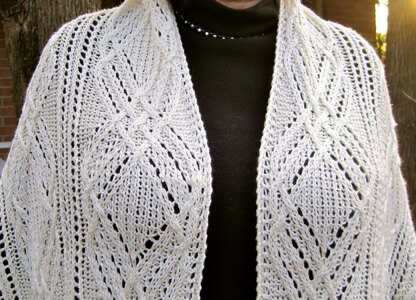 Dalkeith Cable Lace Shawl