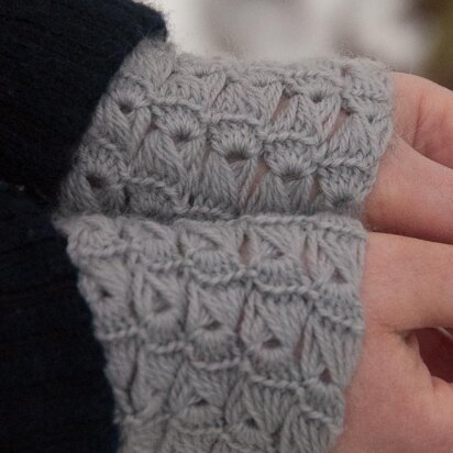 Delicatus Wrist Warmers