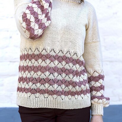 Razor Point Pullover