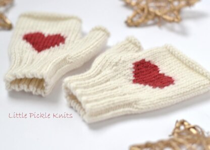 Heart Fingerless Mittens