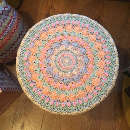 Crochet Mandala Stool