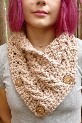 Naomi Button Cowl