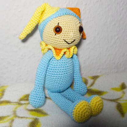 Häkelanleitung für die Amigurumi Figur Harlekin