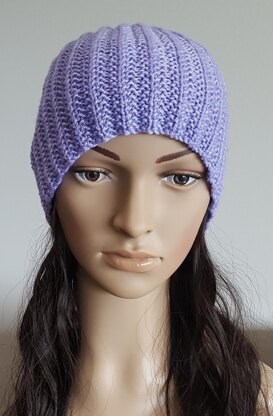 Casey - broken rib beanie