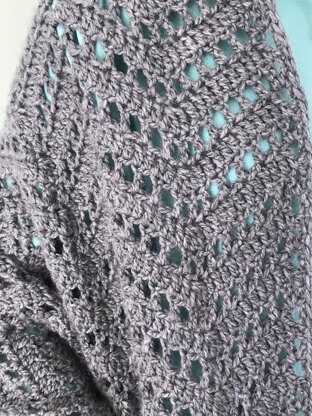 Ripple Pocket Shawl