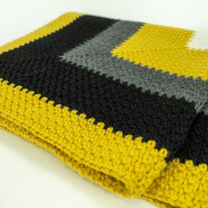 Bee Square Infinity Moss Square Crochet Blanket