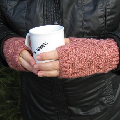 Hardingdell mitts - knitting pattern