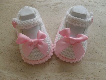 Knitted Baby Girl Mary Jane Style Shoe