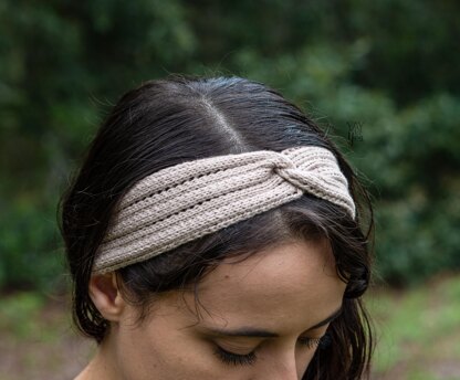 Eyelet Headband