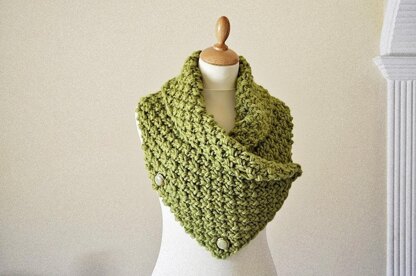 Free Neck And Shoulder Warmer Cozy Latte Cowl Pattern